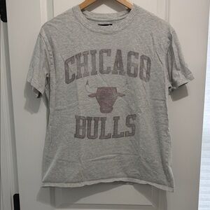XS. Abercrombie & Fitch NBA - Chicago Bulls T Shirt